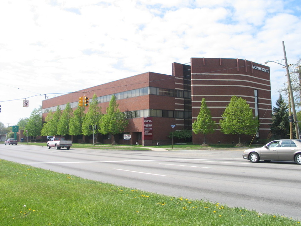 Medical Office Space for Lease 27901 Woodward Ave., Berkley, MI, 48072
