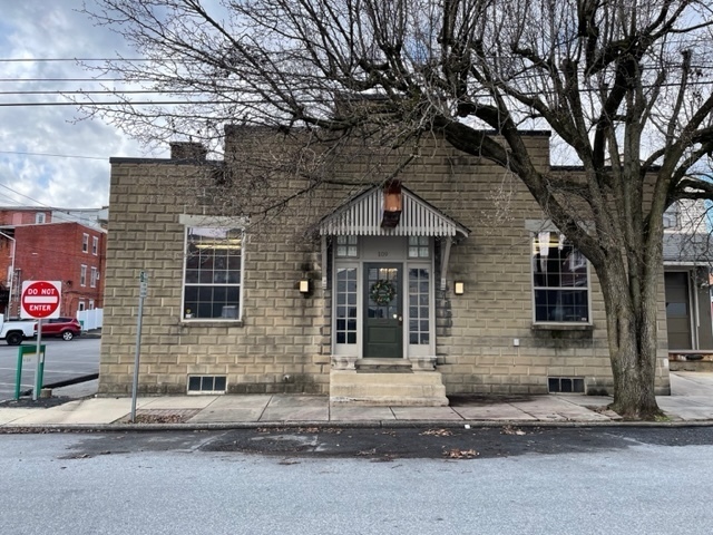 109 Poplar St, Middletown, PA 17575