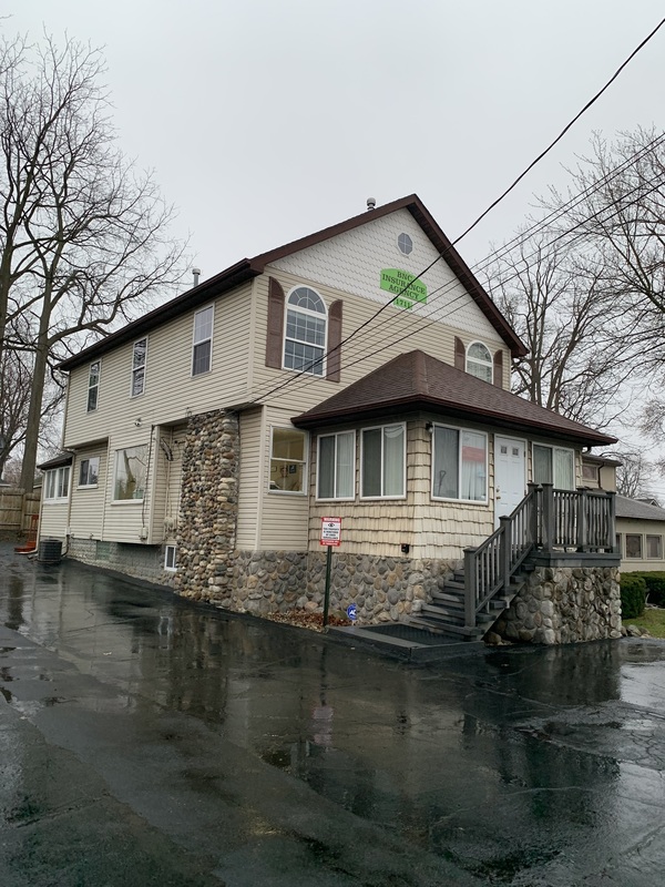 2,000 SF Single Tenant Office in Keego Harbor 1711 Cass Lake Rd, Keego Harbor, MI, 48320