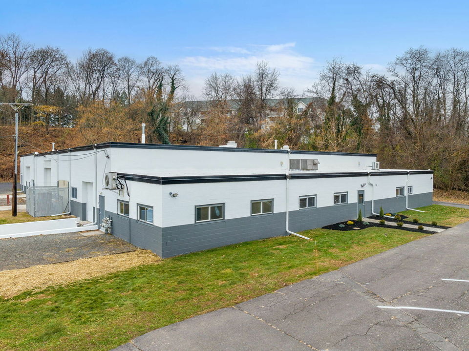 10 W College Ave, Yardley, PA 19067