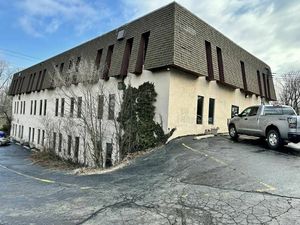 3721 W Michigan , Lansing, MI, 48917