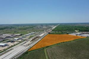 7595 Smith Rd, Beaumont, TX, 77713