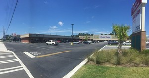 5501 Abercorn St, Savannah, GA, 31405