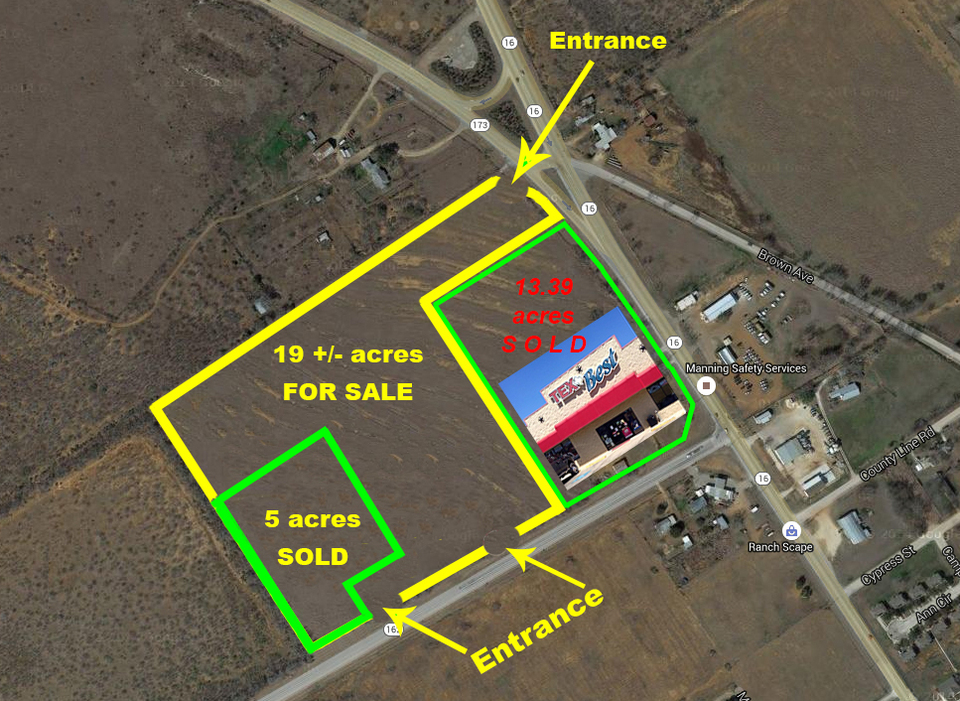 Jourdanton, TX Commercial Land Reduced!19 +/ ACRES FM 173 & Hwy 16