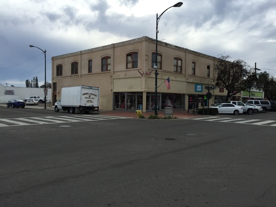 Downtown Retail/Office Space For Lease 1417 Seventh St, Sanger, CA