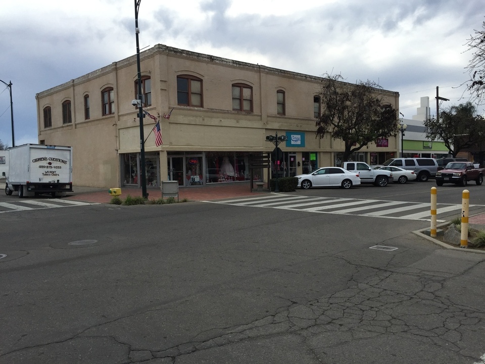 Downtown Retail/Office Space For Lease 1417 Seventh St, Sanger, CA