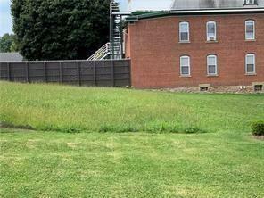 125 Peach Street, Normalville, PA, 15469