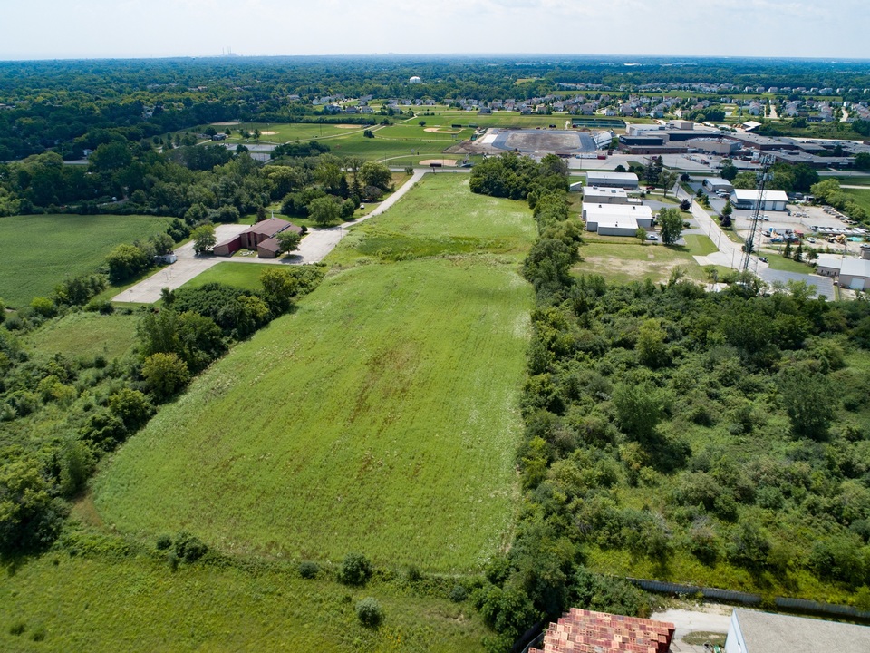 21st Street, Zion, IL, 60099