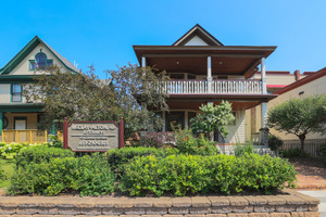 951 Grand Avenue, Saint Paul, MN, 55105