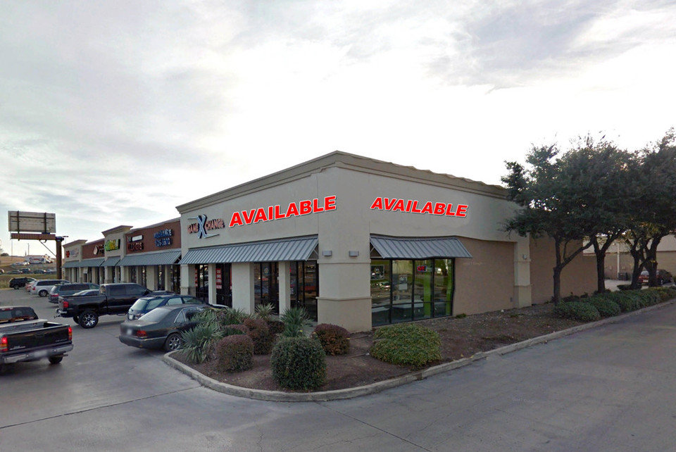 Killeen Business Center 2501 S. W.S. Young Drive, Killeen, TX, 76541