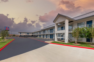 110 Airport Freeway, Euless, TX, 76039