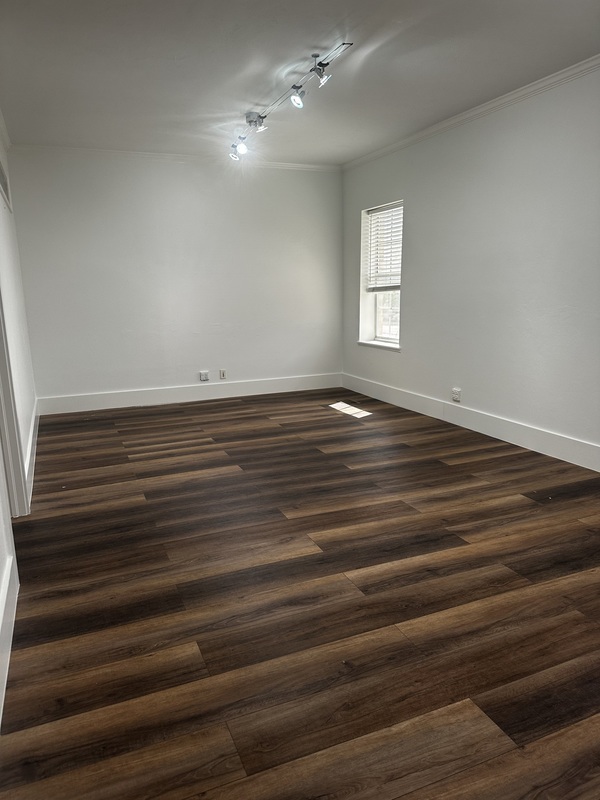 4707 Enterprise Avenue, Naples, FL, 34104