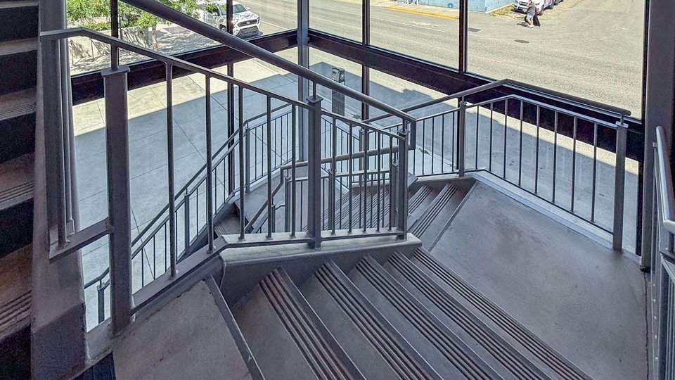 Kelowna , BC, V1Y1Z4, CA