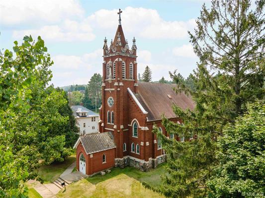 121 N 5th Ave, Iron River, MI, 49935