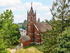 121 N 5th Ave, Iron River, MI, 49935