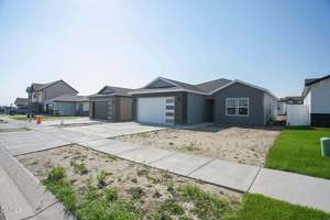 3317 34th St W, Williston, ND, 58801