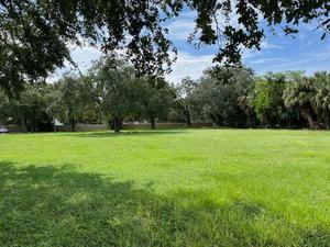 900 Starkey Rd, Largo, FL, 33771