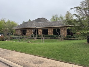 218 E Tenth Street Plaza, Edmond, OK, 73034