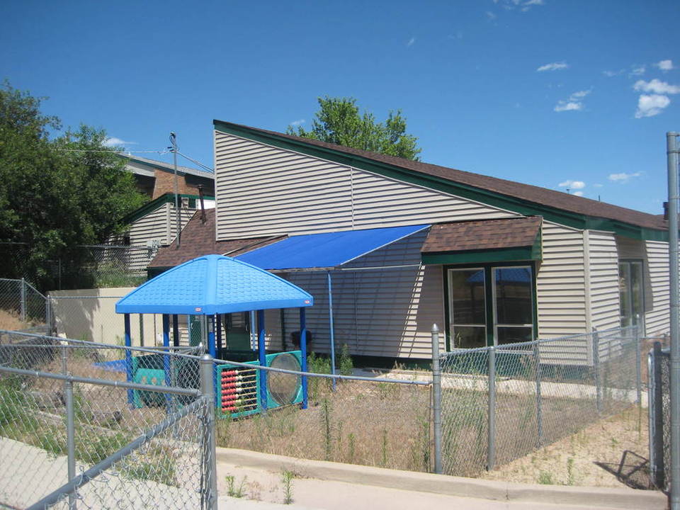 daycare colorado springs 6 300sf former day care retail 2976 n academy blvd colorado springs co 80917 daycare colorado springs 6 300sf former day care retail 2976 n academy blvd colorado springs co 80917