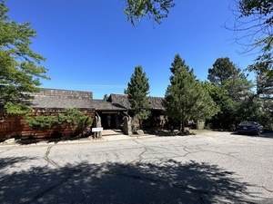 11 East Airport Road , Billings, MT, 59105