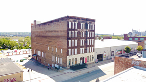 840-908 SW Washington, Peoria, IL, 61602