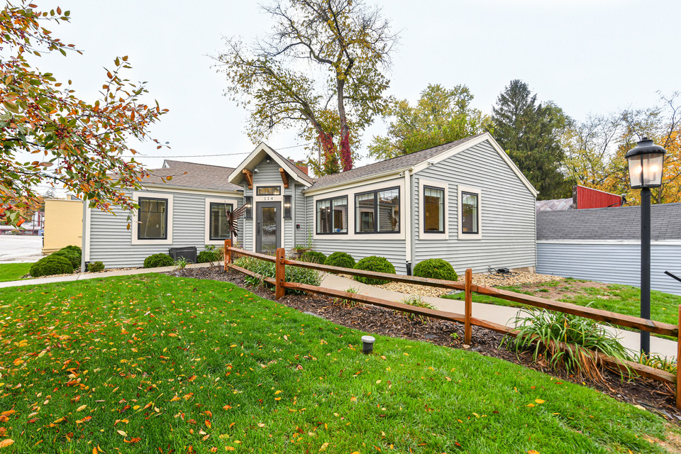 114 Grove St, Eagle, WI, 53119