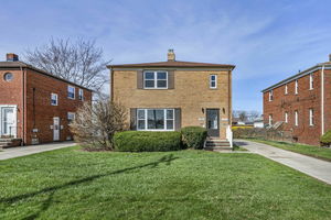 3420 West 210th Street, Fairview Park, OH, 44126