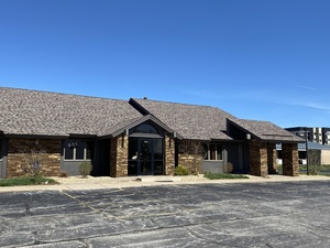 1200 E Woodhurst Dr, R300, Springfield, MO, 65804