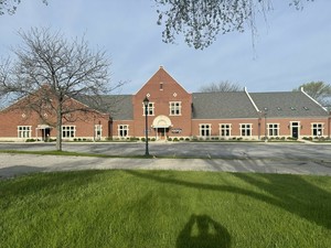 8528 Broadway, Merrillville, IN, 46410