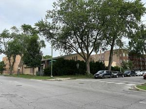 7550 South Phillips Avenue, Chicago, IL, 60649