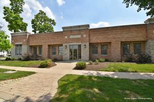 240 E Willow Ave, Wheaton, IL, 60187
