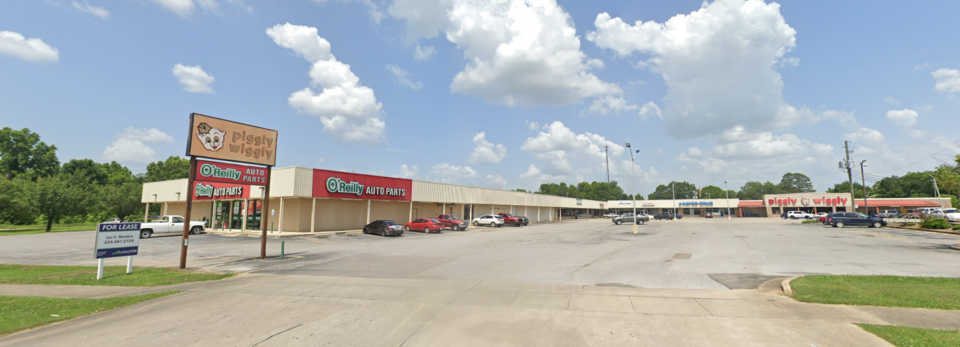 24716 US-31, Jemison, AL, 35085