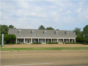 5888 Ridgewood Rd, Jackson, MS, 39211