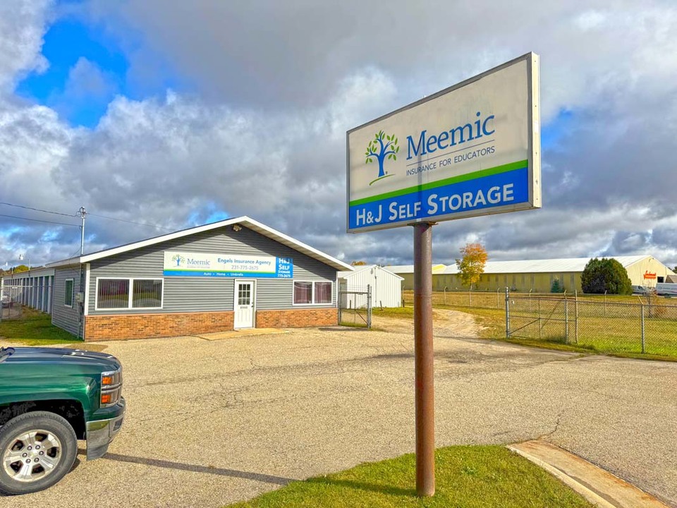 8169 34 Rd 34 Road , Cadillac, MI, 49601