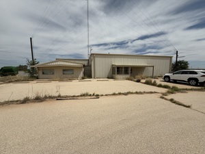 1561 Highway 82, Plains, TX, 79355