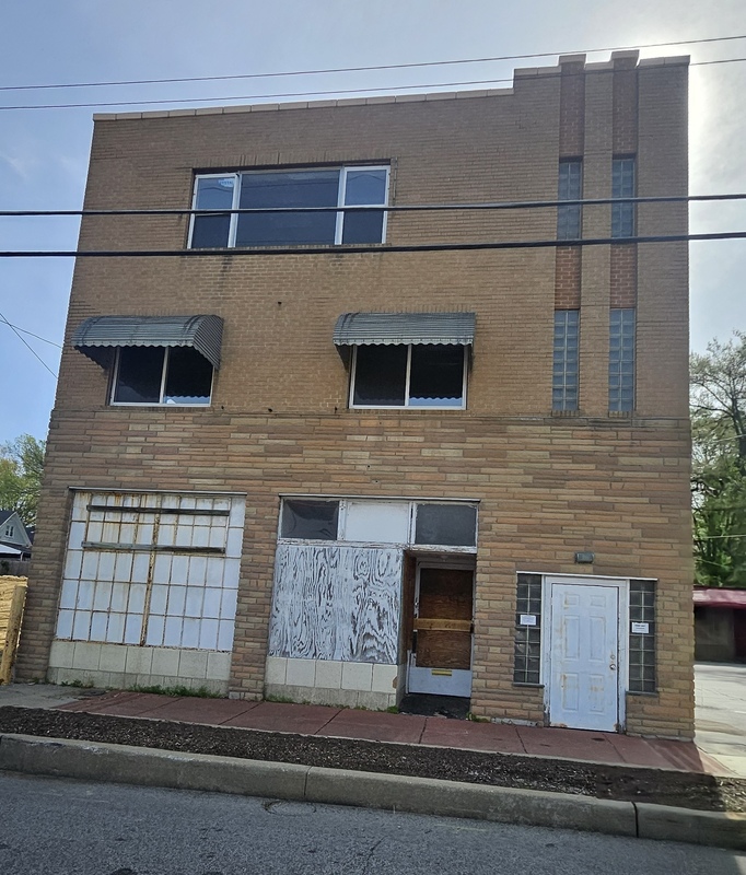 2622 Woodson Road, Overland, MO, 63114