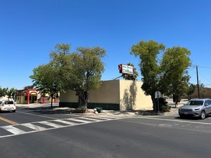 505 E 7th St, Hanford, CA, 93230