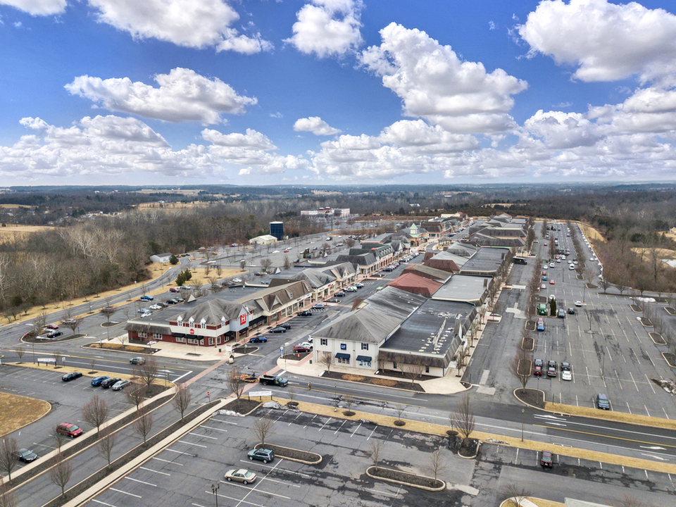 The Outlet Shoppes at Gettysburg 18631865 Gettysburg Village Dr
