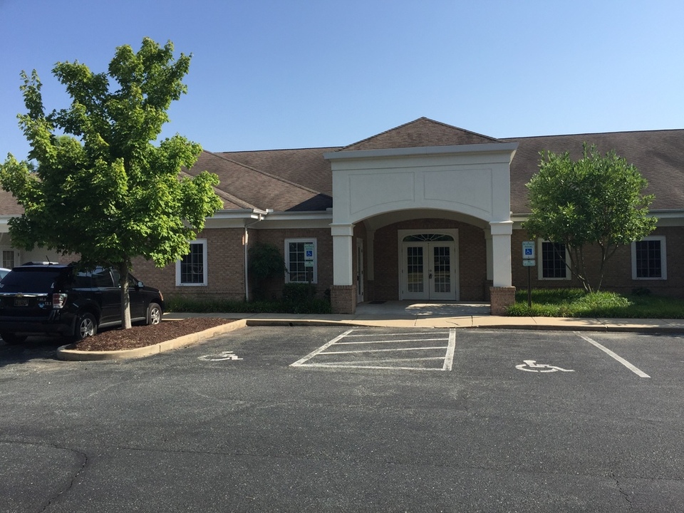 1,594 SF Medical Office For Lease 598 Cynwood Drive, Unit 103, Easton