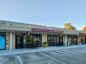 8725 Shamrock Road, Omaha, NE, 68114