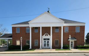 3 E Wea Street, Paola, KS, 66071