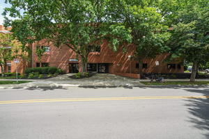 100 W 3rd Ave, Columbus, OH, 43201