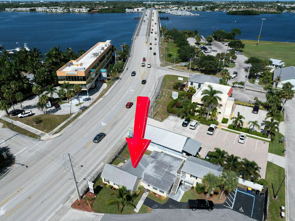 900 SW Martin Downs BLVD, Palm City, FL, 34990