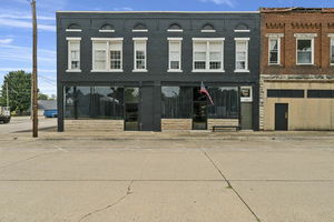 104, 106 & 108 North 1st Street, Cave City, KY, 42127