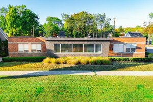 2075 E 14 Mile Rd, Birmingham, MI, 48009