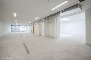 1015 W Grand Ave, Chicago, IL, 60642