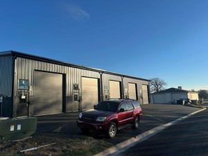 1 3 5 7 9 11&13 Valley Forge Dr, Washington, IL, 61571