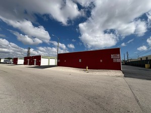 4800 NE 11th Ave, Oakland Park, FL, 33334