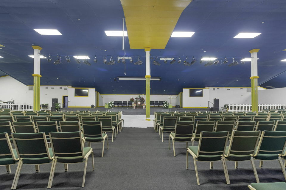 2120-2150 Collier Ave , Fort Myers, FL, 33901