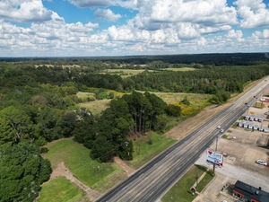 909 Hwy 31 , Chandler, TX, 75758